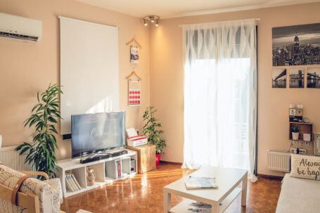 Airbnb Revolutionizes - House Interior Photo